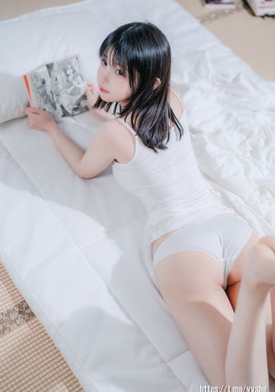 按摩店的女大学生_1080P免费在线观看